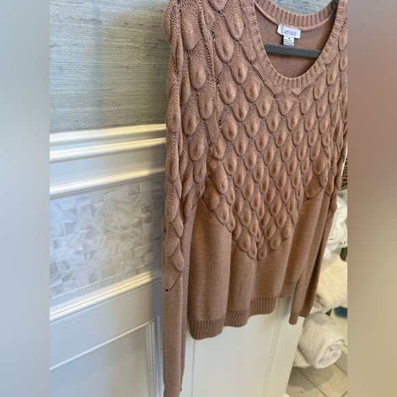Anthropologie Lucy Paris joia scalloped sweater medium beige tan neutral - Picture 12 of 17